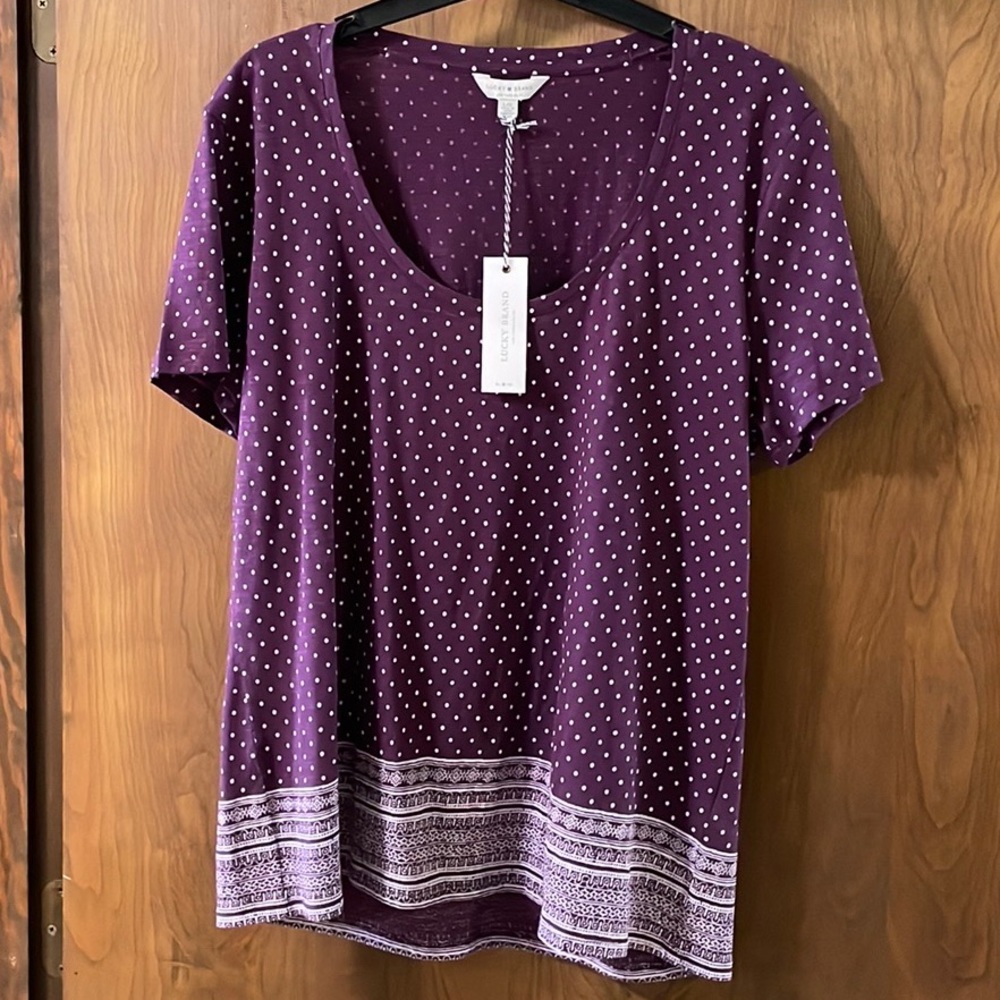 100% cotton Women’s Lucky Brand shirt. NWT. Size Large.